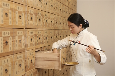 HOW TO CHOOSE THE RIGHT PROFESSIONAL TRANSLATION AGENCY FOR PHARMACEUTICAL TRANSLATION WORK